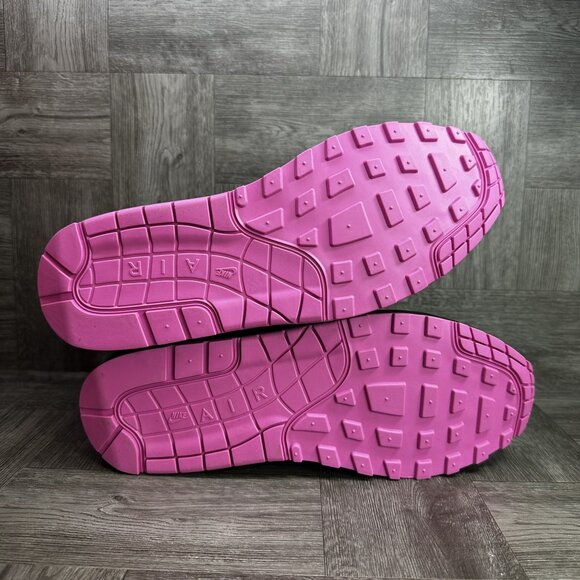 Nike Air Max 1 PRM Men's size 10 Valentine's Day Black HV2302-001 - Picture 8 of 9